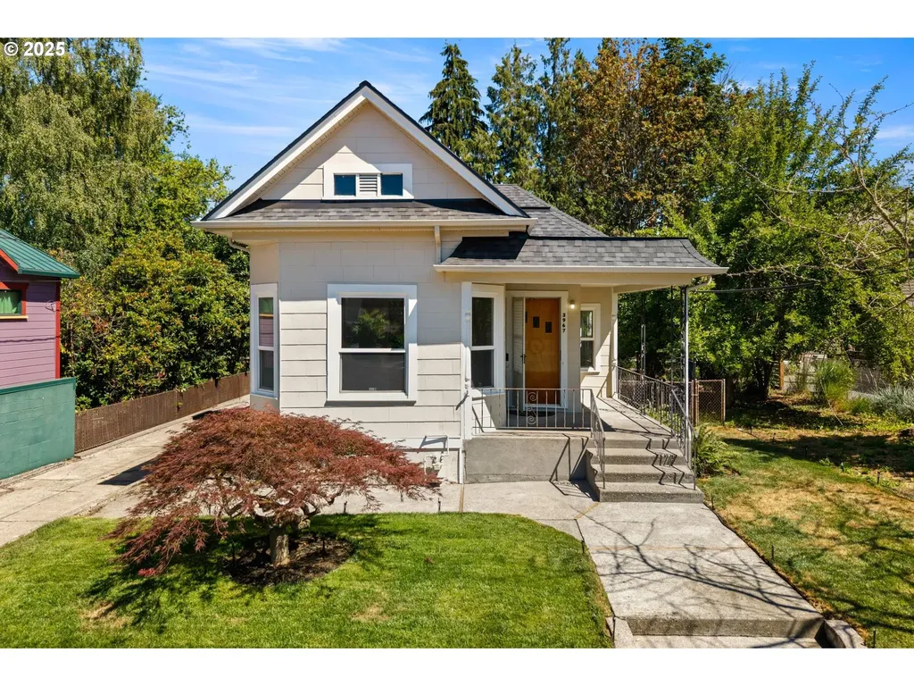 3967 SE Taylor Street Portland OR 97214