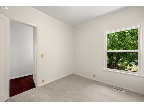3967 SE Taylor Street Portland OR 97214