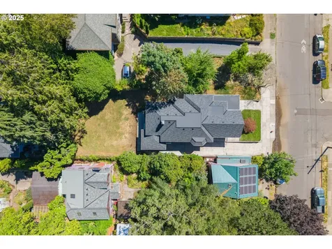 3967 SE Taylor Street Portland OR 97214