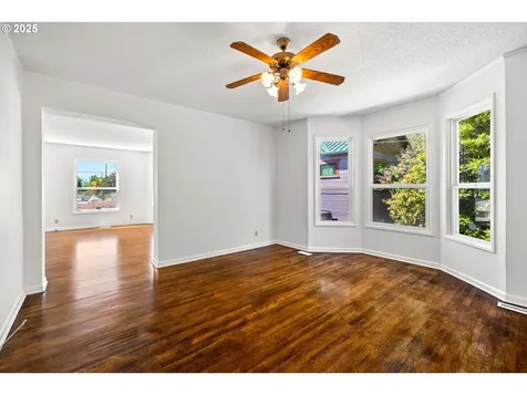 3967 SE Taylor Street Portland OR 97214
