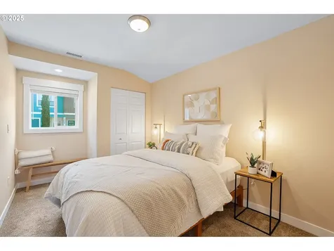 2705 N Hunt Street Portland OR 97217