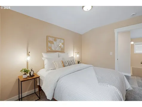 2705 N Hunt Street Portland OR 97217