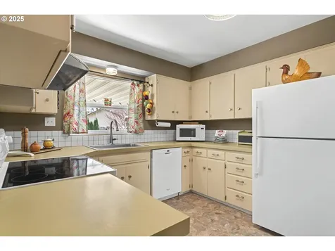 2111 Olympia Way Longview WA 98632