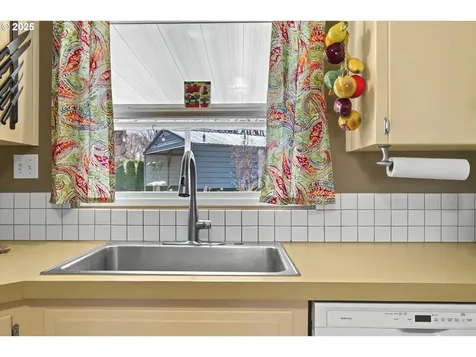 2111 Olympia Way Longview WA 98632
