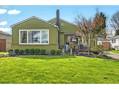 2111 Olympia Way Longview WA 98632
