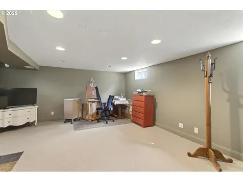 2111 Olympia Way Longview WA 98632