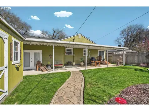 2111 Olympia Way Longview WA 98632