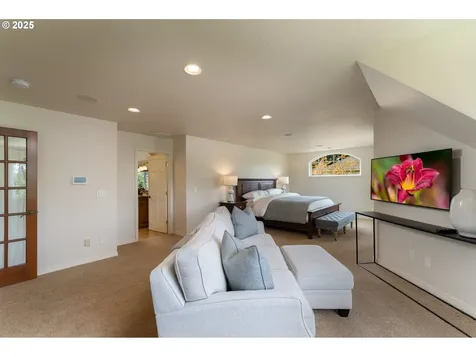 25325 NE Butteville Road Aurora OR 97002