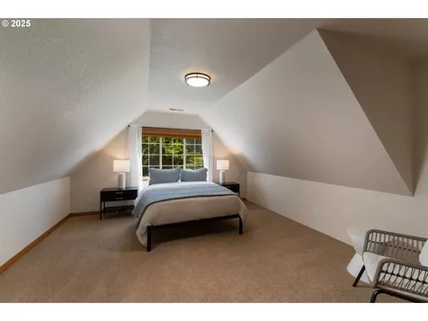 25325 NE Butteville Road Aurora OR 97002