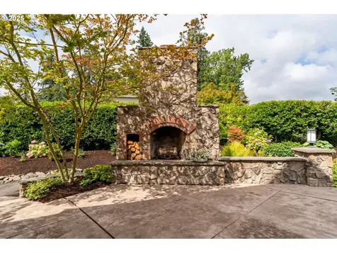 25325 NE Butteville Road Aurora OR 97002