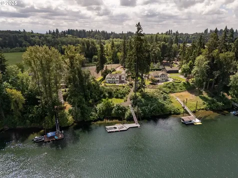 25325 NE Butteville Road Aurora OR 97002