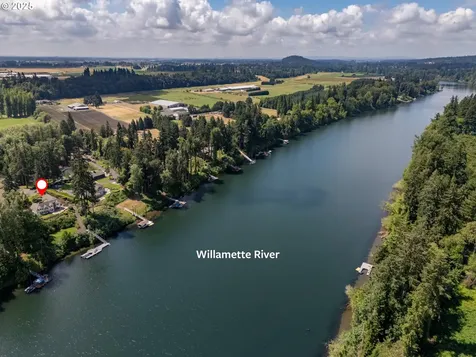 25325 NE Butteville Road Aurora OR 97002
