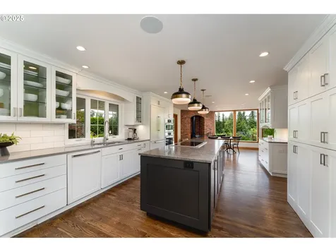 25325 NE Butteville Road Aurora OR 97002