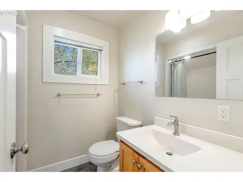 342 SE 7th Street Madras OR 97741