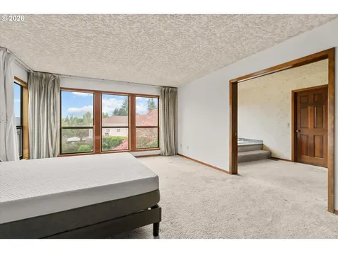 3160 NE 156th Avenue Portland OR 97230