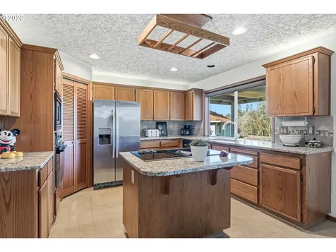 718 NE 246th Circle Ridgefield WA 98642