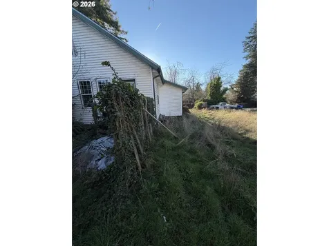 1114 Lincoln Street Oregon City OR 97045