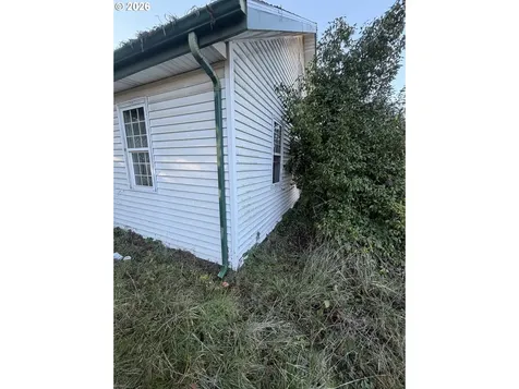 1114 Lincoln Street Oregon City OR 97045