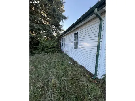 1114 Lincoln Street Oregon City OR 97045