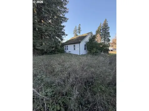 1114 Lincoln Street Oregon City OR 97045