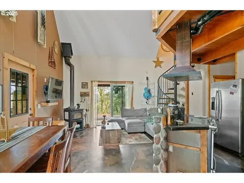 823 Terrace Drive Scotts Mills OR 97375