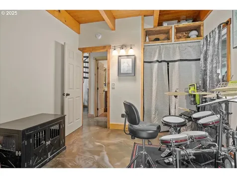 823 Terrace Drive Scotts Mills OR 97375