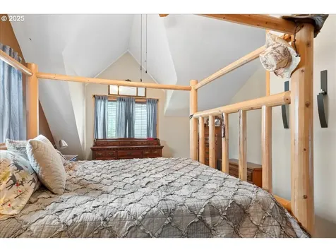 823 Terrace Drive Scotts Mills OR 97375
