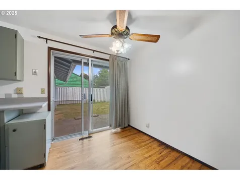 4004 Elmwood Street Tillamook OR 97141