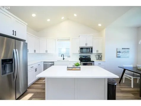 3695 NE Mcdonald Lane Mcminnville OR 97128