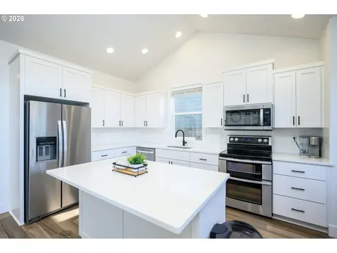 3695 NE Mcdonald Lane Mcminnville OR 97128