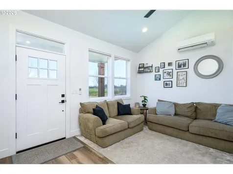 3695 NE Mcdonald Lane Mcminnville OR 97128