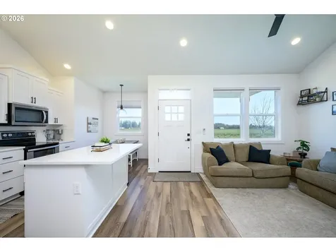 3695 NE Mcdonald Lane Mcminnville OR 97128