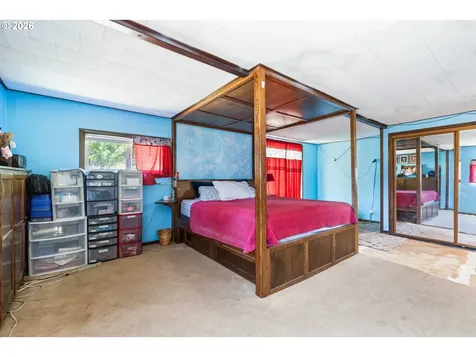 21138 N Umpqua Highway Idleyld Park OR 97447