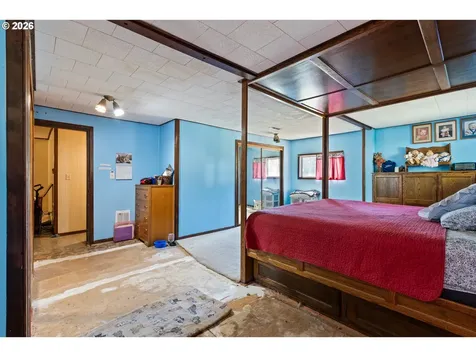 21138 N Umpqua Highway Idleyld Park OR 97447