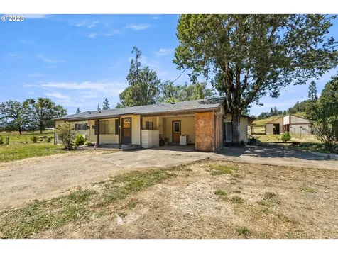 21138 N Umpqua Highway Idleyld Park OR 97447