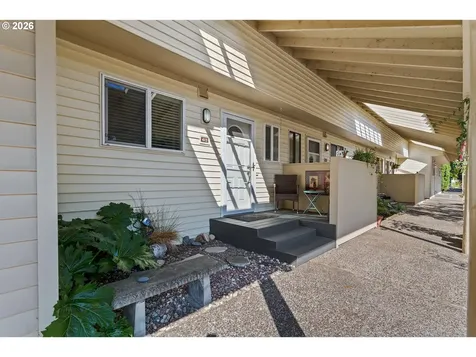 413 N Hayden Bay Drive Portland OR 97217