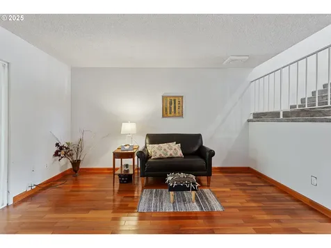 413 N Hayden Bay Drive Portland OR 97217