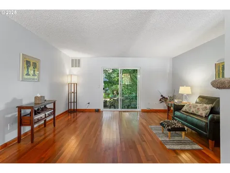 413 N Hayden Bay Drive Portland OR 97217