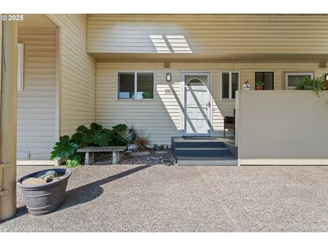 413 N Hayden Bay Drive Portland OR 97217