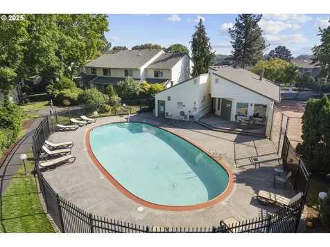 413 N Hayden Bay Drive Portland OR 97217