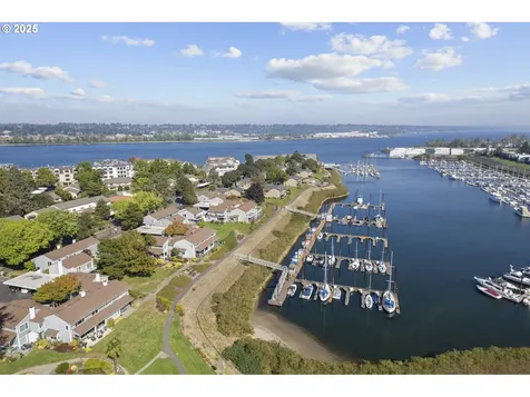 413 N Hayden Bay Drive Portland OR 97217