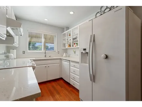 413 N Hayden Bay Drive Portland OR 97217