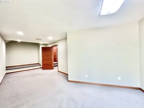 48000 E Larch Mountain Road Corbett OR 97019