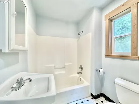 48000 E Larch Mountain Road Corbett OR 97019