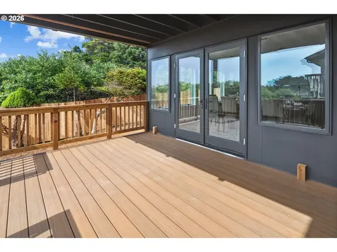 1735 NW 39th Street Lincoln City OR 97367