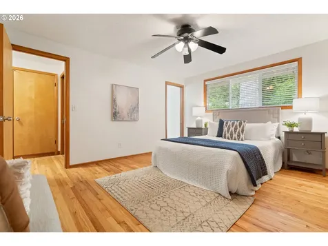 15116 SE Gladstone Drive Portland OR 97236