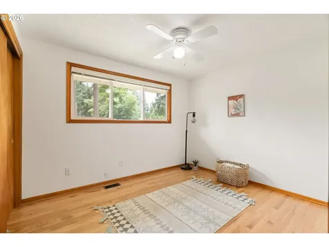 15116 SE Gladstone Drive Portland OR 97236