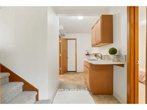 15116 SE Gladstone Drive Portland OR 97236