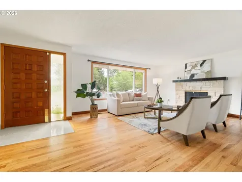 15116 SE Gladstone Drive Portland OR 97236