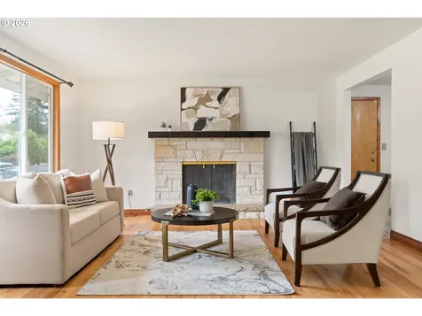15116 SE Gladstone Drive Portland OR 97236